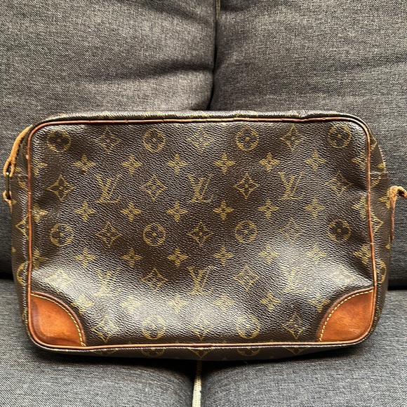 Louis Vuitton Crossbody/Clutch - Picture 6 of 6